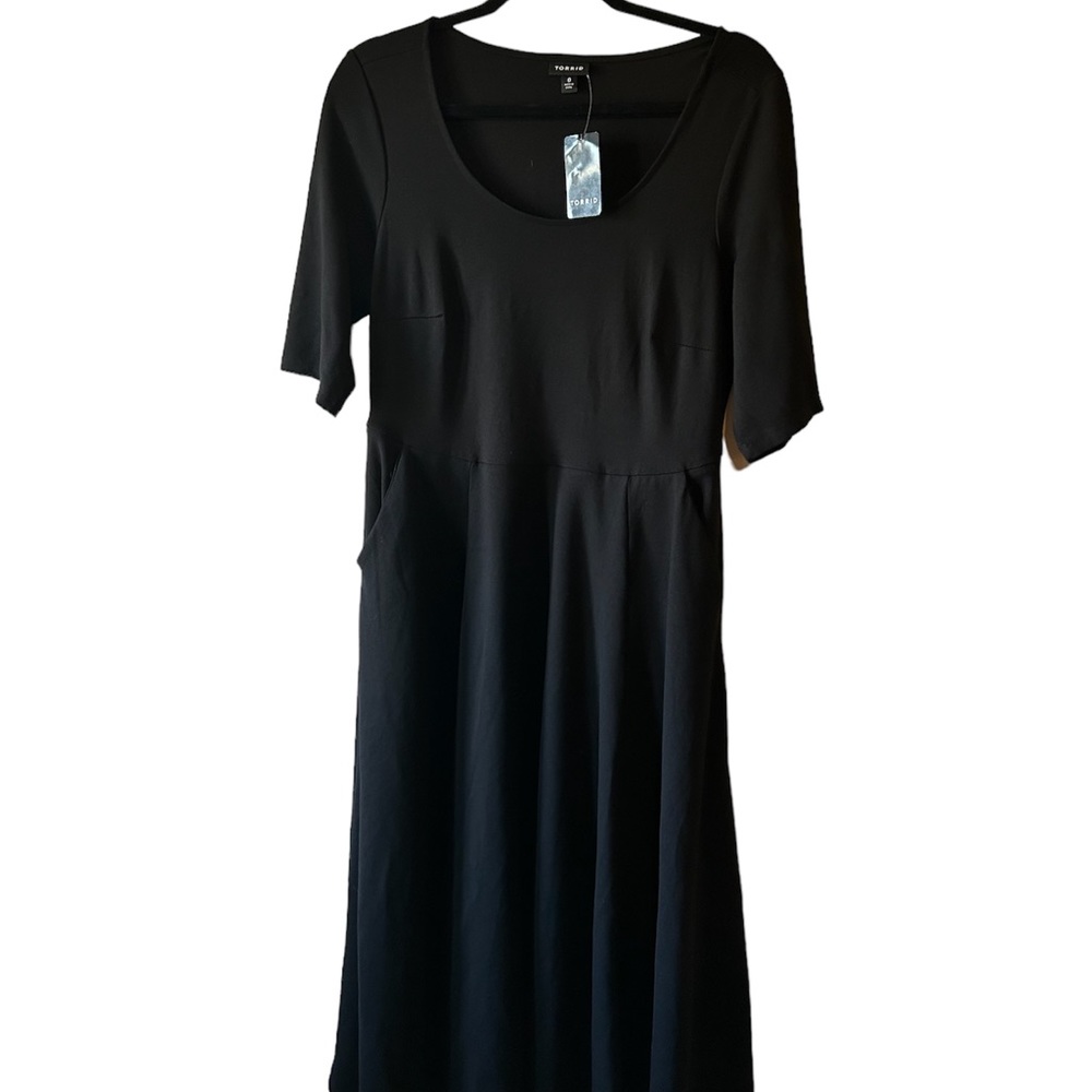 Torrid Black Dress Short Sleeve 0